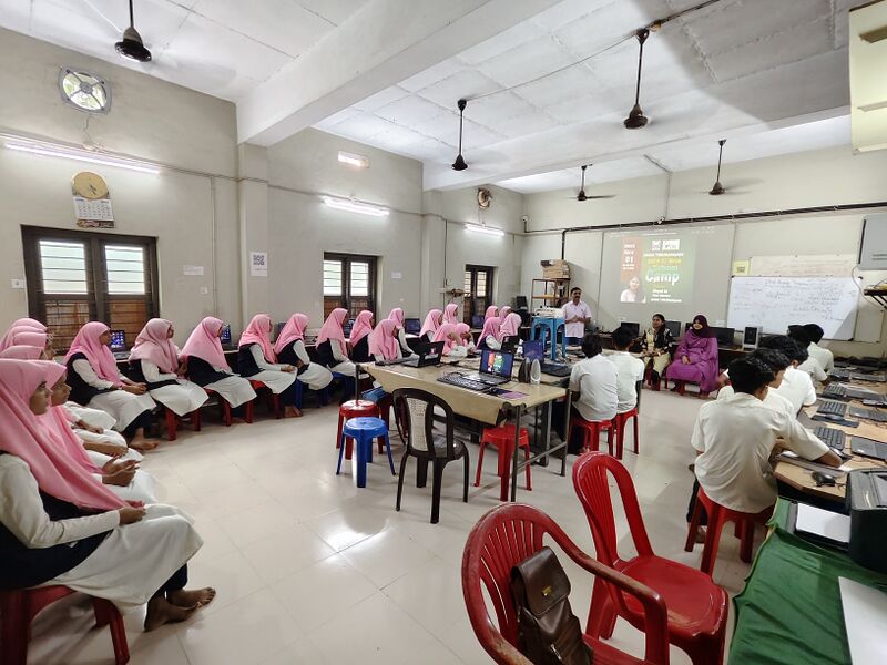 പ്രമാണം:19009-schoolcamp 2024-27 batch 2ndphase.jpg