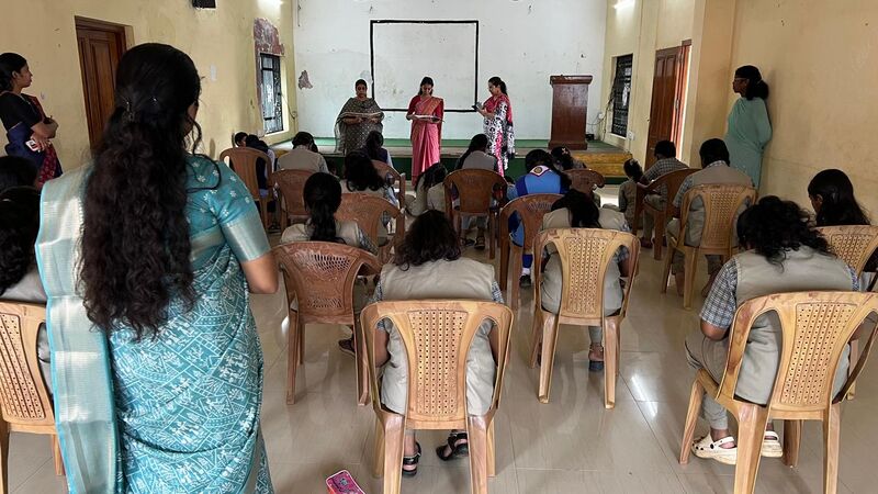 പ്രമാണം:21060 CHADRADENAM1.jpg