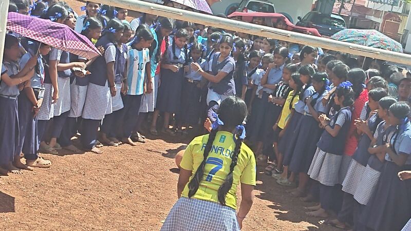 പ്രമാണം:22076-TSR-GOAL2026-Best kick-2.jpg