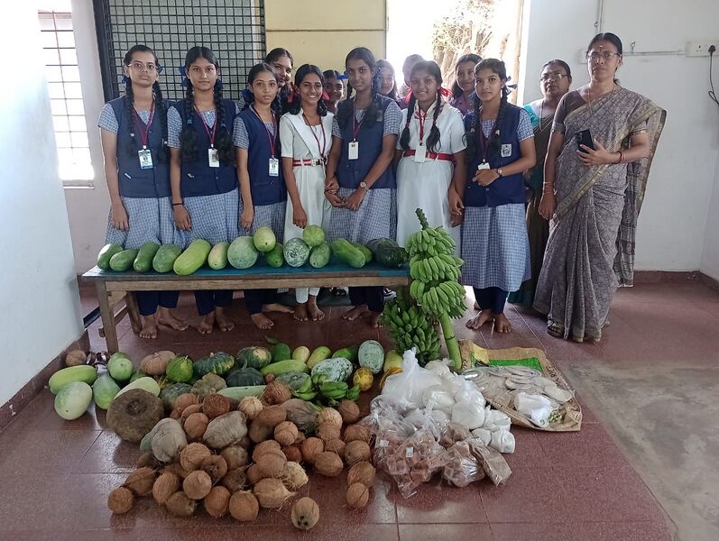 പ്രമാണം:22076 kalolsavam veg 2025.jpg