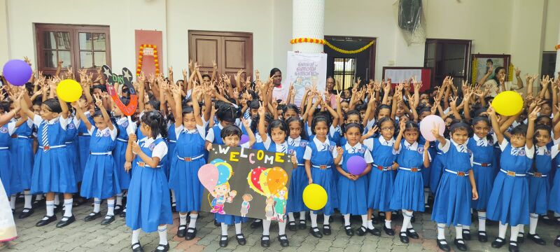 പ്രമാണം:26007 PRAVESANOLSAVAM 3.jpg