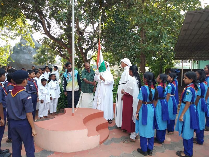 പ്രമാണം:34250 INDEPENDENCE DAY.jpg