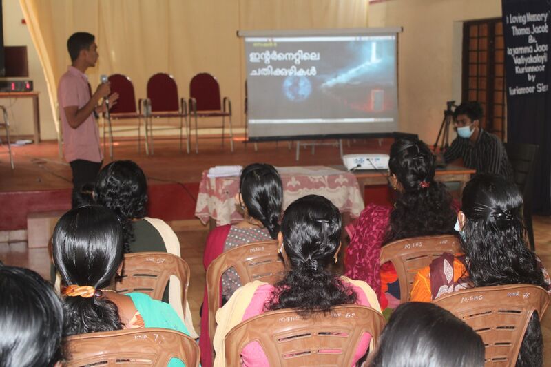 പ്രമാണം:37026-PTA-LKC22-3 - Supriya Pc.jpg