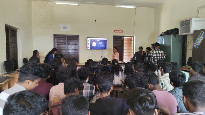 പ്രമാണം:42069 cyber security class2.jpg