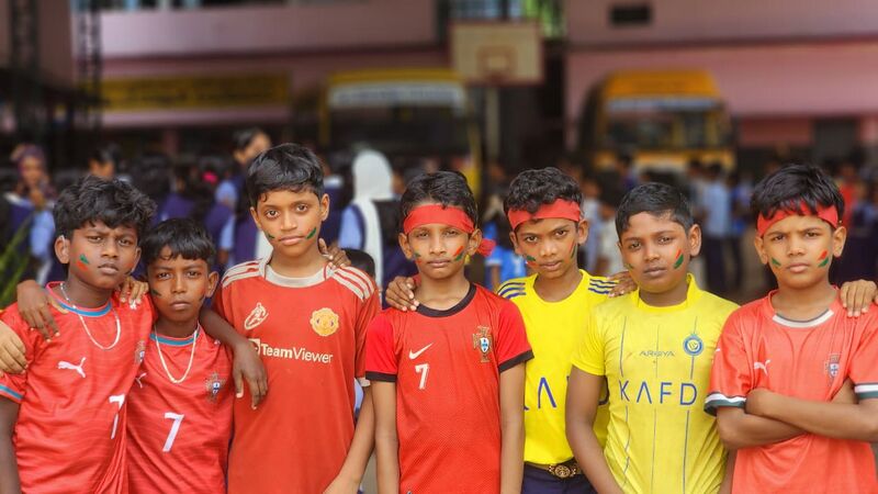 പ്രമാണം:48137 FOOTBALL WORLD CUP1.jpeg