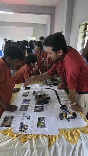 9112lk robotic exhibition 2025-11.jpg