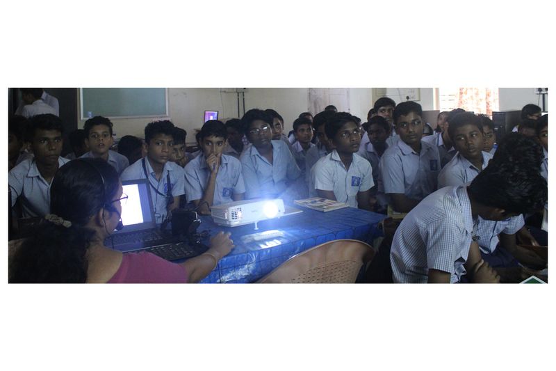 പ്രമാണം:Lk anti drug presentstion2.resized.jpeg