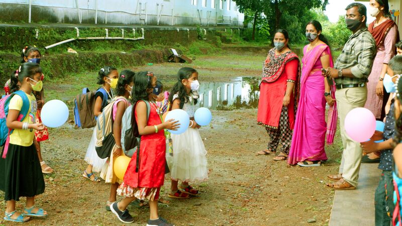 പ്രമാണം:12058 BS g.jpg