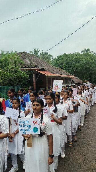 പ്രമാണം:13006 redcrosslahiri.jpeg