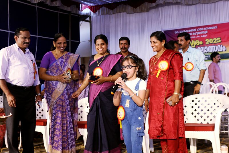 പ്രമാണം:13086 2KERALA SCHOOL KALOLSAVAM.jpg