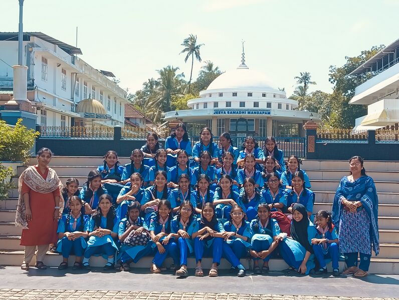 പ്രമാണം:16002 guidesactities1.jpg