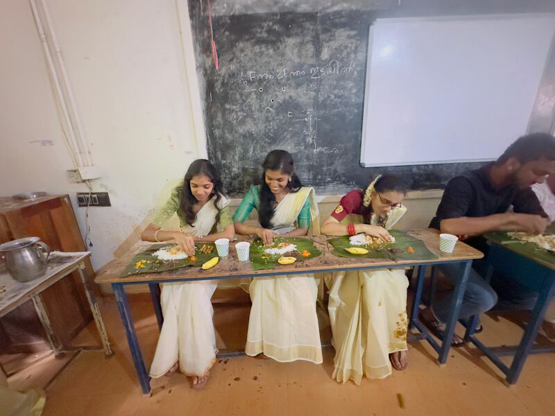 പ്രമാണം:16008 onam 2025 1.jpeg