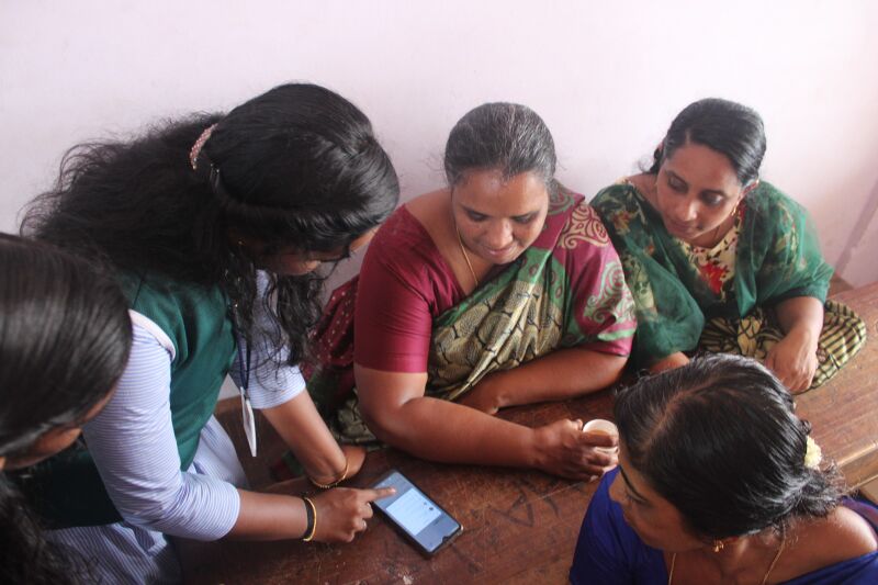 പ്രമാണം:21060-lk freedom 22.jpg