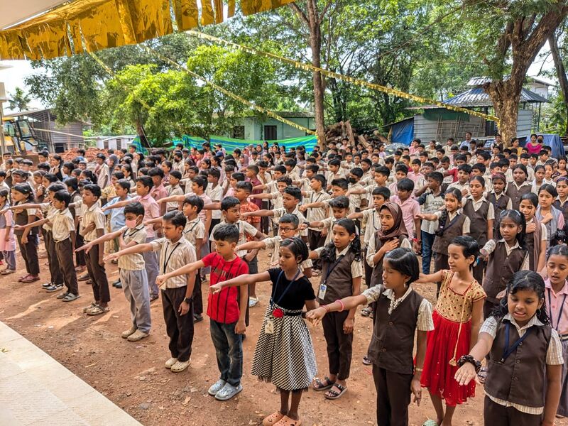 പ്രമാണം:23457 pledge.jpeg