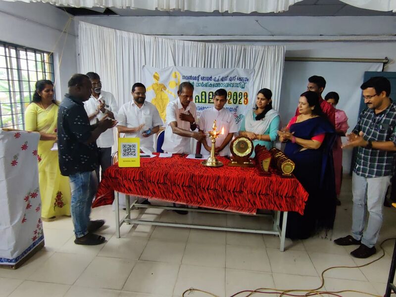 പ്രമാണം:33027 inaug2.jpeg