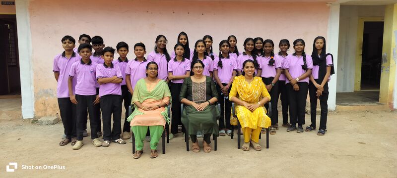 പ്രമാണം:35025 Lk batch 2025-28 .jpeg