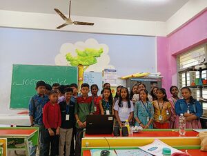 44243 24-25ClassPadanothsavam2.jpg