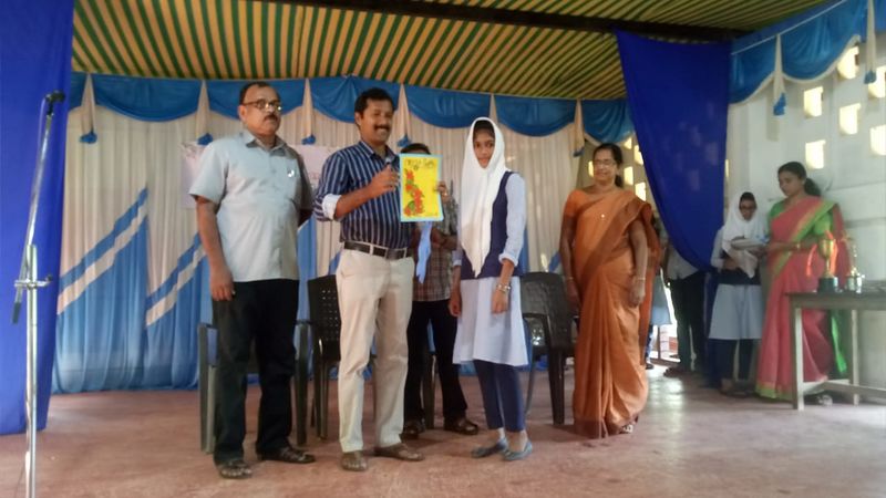 പ്രമാണം:47039 vidyarangam.jpg