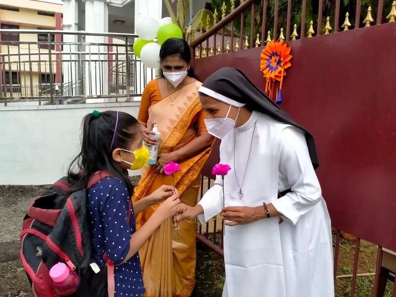 പ്രമാണം:BS21 EKM 25041 05.jpg