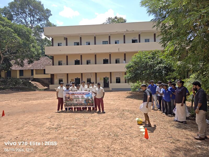 പ്രമാണം:IMG 20260619 121141 Burst01.jpg