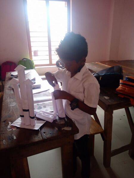 പ്രമാണം:Science day7.jpg