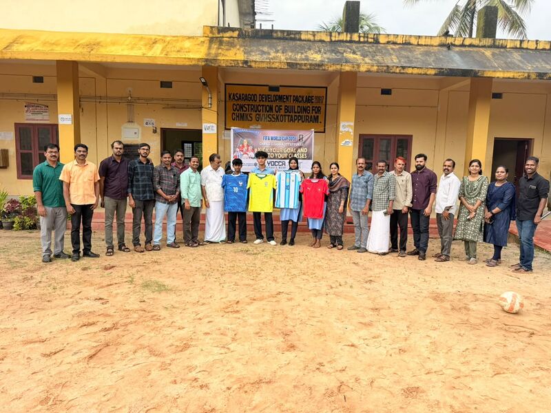 പ്രമാണം:12037-KGD-GOAL2026-thoofan-goal2.jpg