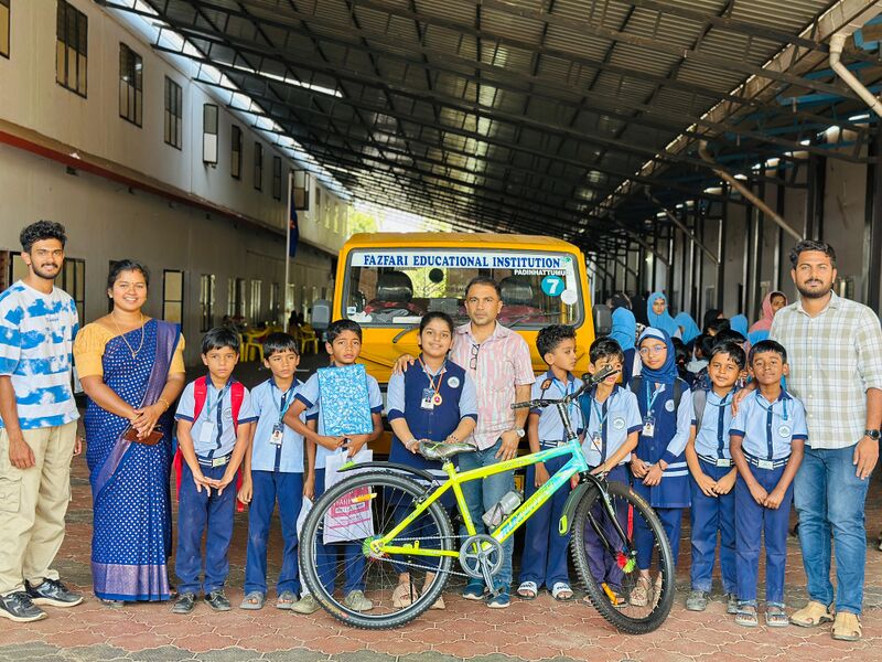 പ്രമാണം:18679 AB 25-26.jpg