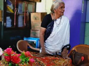 20002 0ldeachers06.jpeg