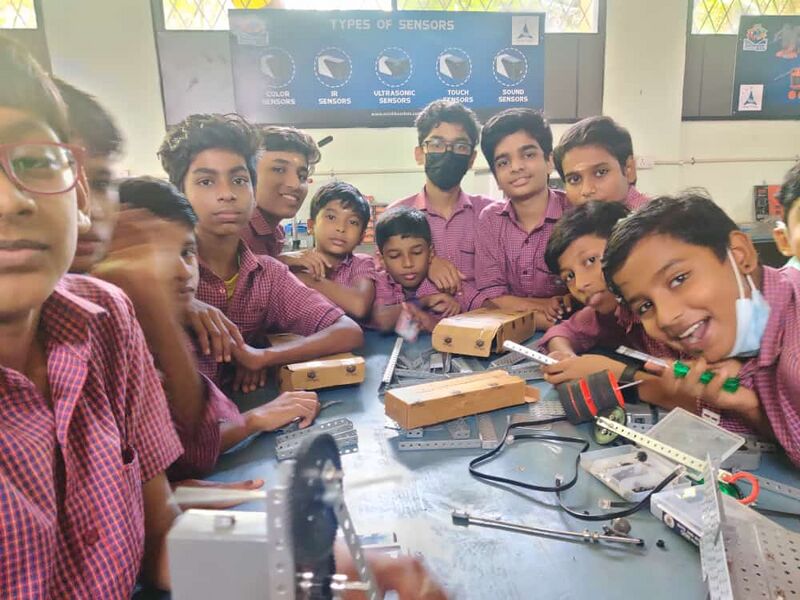 പ്രമാണം:24004 lab.jpeg