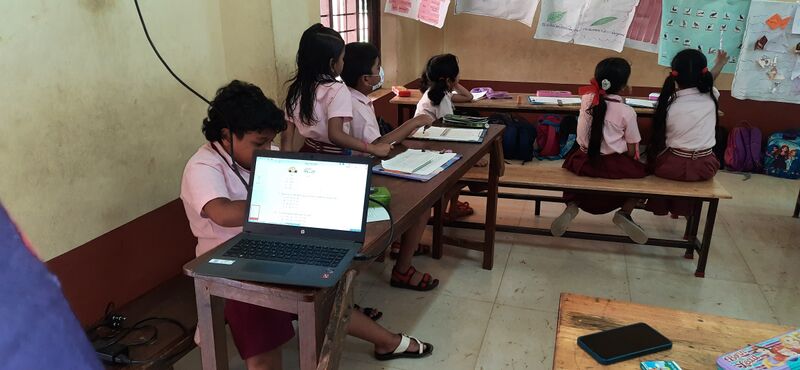 പ്രമാണം:24608hitech images.jpg