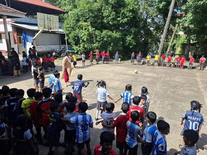 പ്രമാണം:26341-EKM-GOAL2026-KICK3.jpg