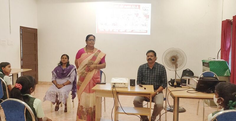 പ്രമാണം:34013ssclub KH26b.jpg