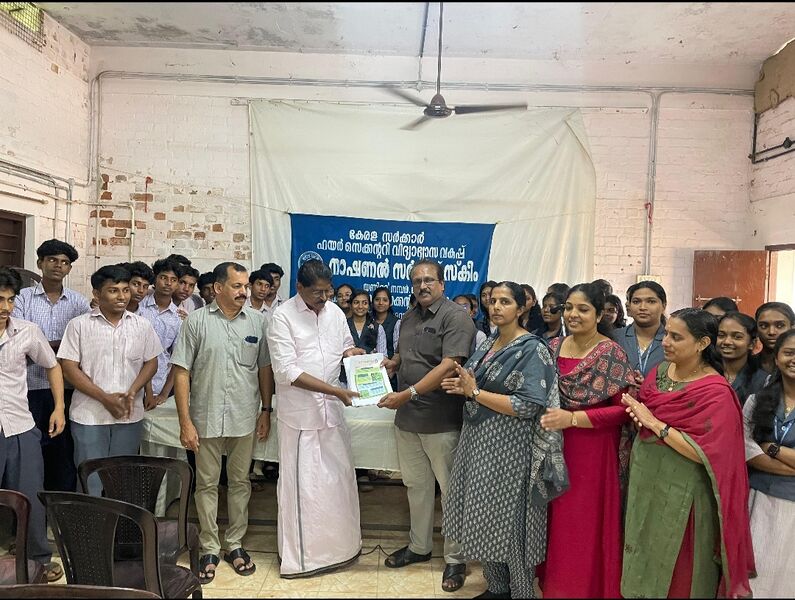 പ്രമാണം:36035 nssb2.jpg