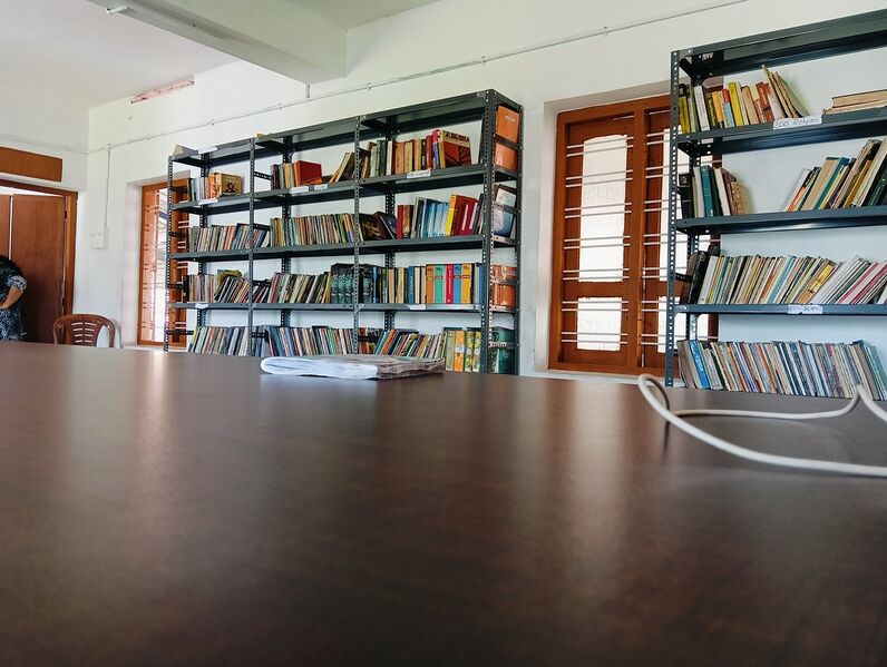 പ്രമാണം:Lib 23004 2d.jpg