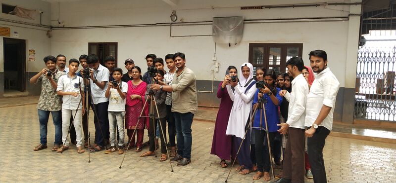 പ്രമാണം:Lk training.jpeg