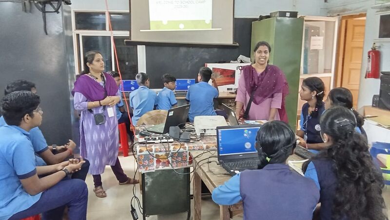 പ്രമാണം:School camp 2.jpg