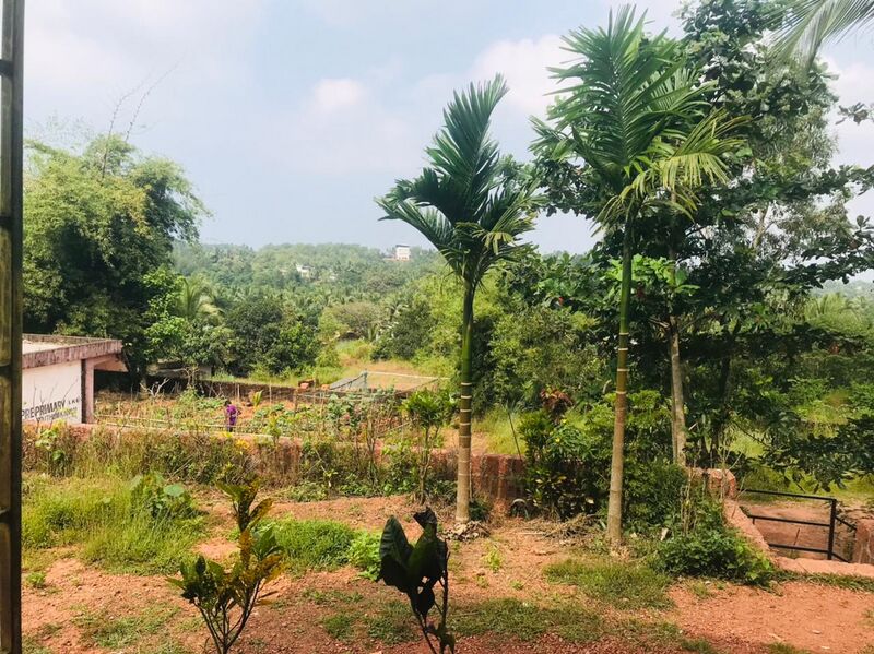 പ്രമാണം:11408 school 2.jpg