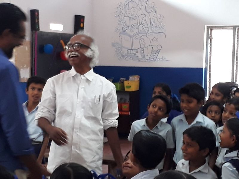 പ്രമാണം:13369 kuruvaups.jpg