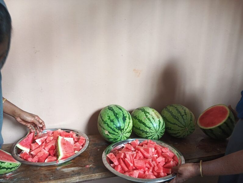 പ്രമാണം:18679 snacks 24-25 (1).jpg