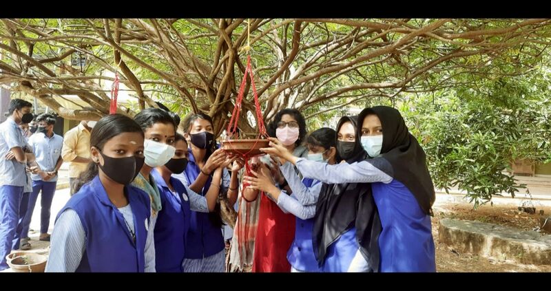 പ്രമാണം:20001 547.jpg