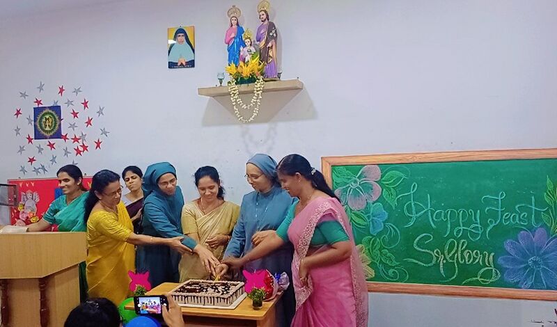 പ്രമാണം:22053 ഫീസ്റ്റ് ദിന ആശംസകൾ.jpeg