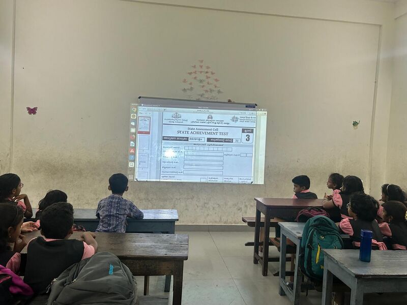 പ്രമാണം:29037 CLASSROOM.jpeg