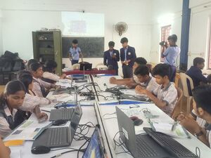 36026 std10robotics2.jpg