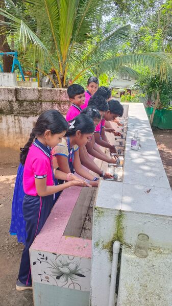 പ്രമാണം:42356 handwashday.jpg
