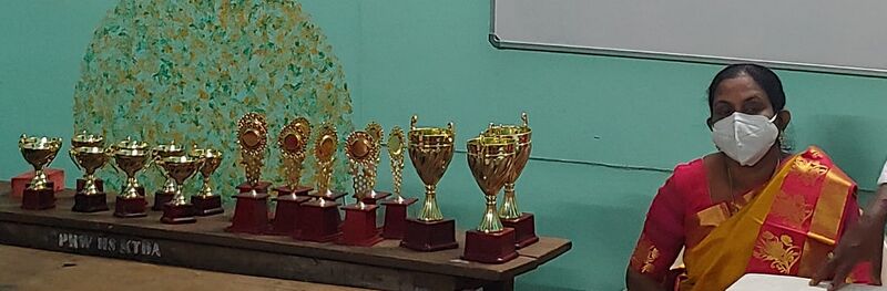 പ്രമാണം:44018 vv9.jpg