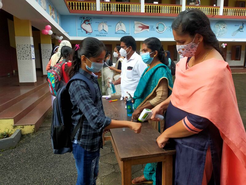 പ്രമാണം:BS21 EKM 28002 3.jpg