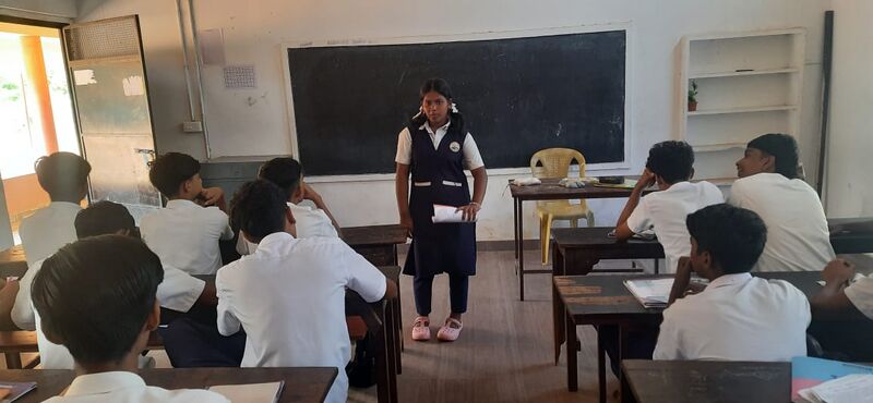 പ്രമാണം:LK22-25 KKD 47106 1.jpg