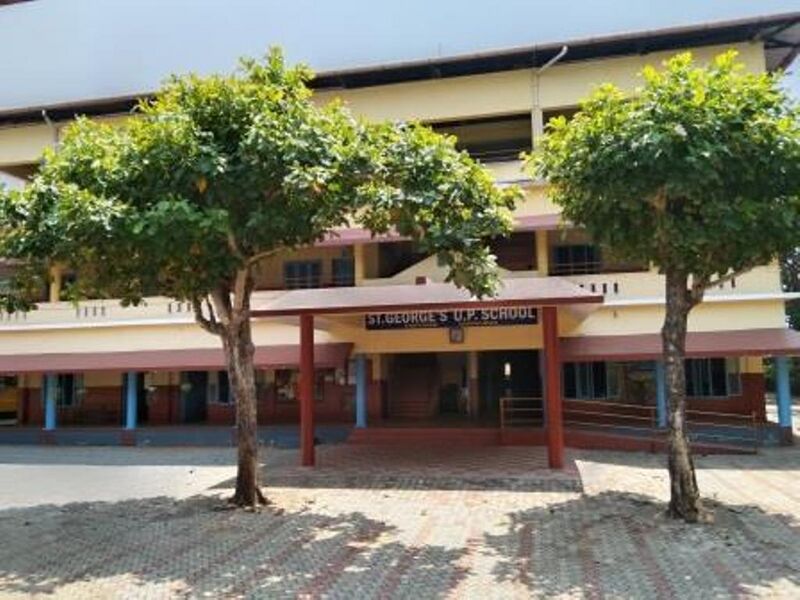 പ്രമാണം:New SCHOOLPHOTO.jpg