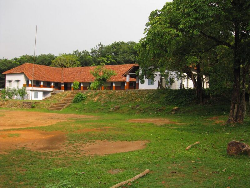 പ്രമാണം:School photo JPG.jpg