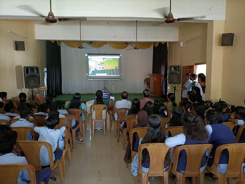 പ്രമാണം:21060-lk theater.jpg